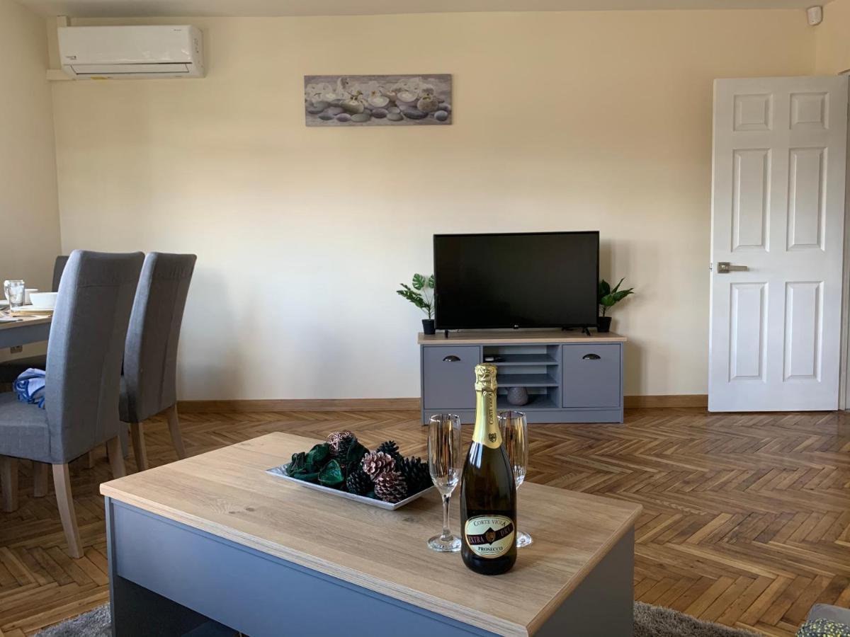 Apartment Zdravets, In The Heart Of The Old City ヴェリコ・タルノヴォ エクステリア 写真