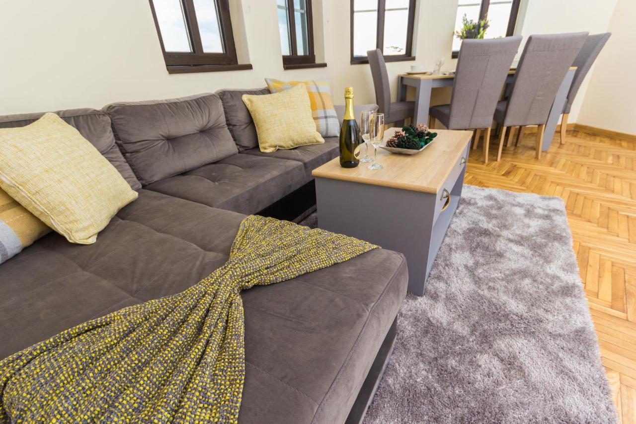Apartment Zdravets, In The Heart Of The Old City ヴェリコ・タルノヴォ エクステリア 写真