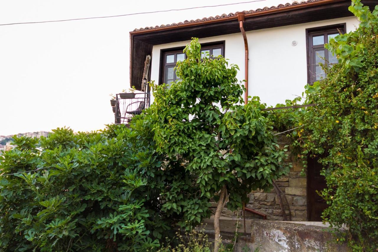 Apartment Zdravets, In The Heart Of The Old City ヴェリコ・タルノヴォ エクステリア 写真