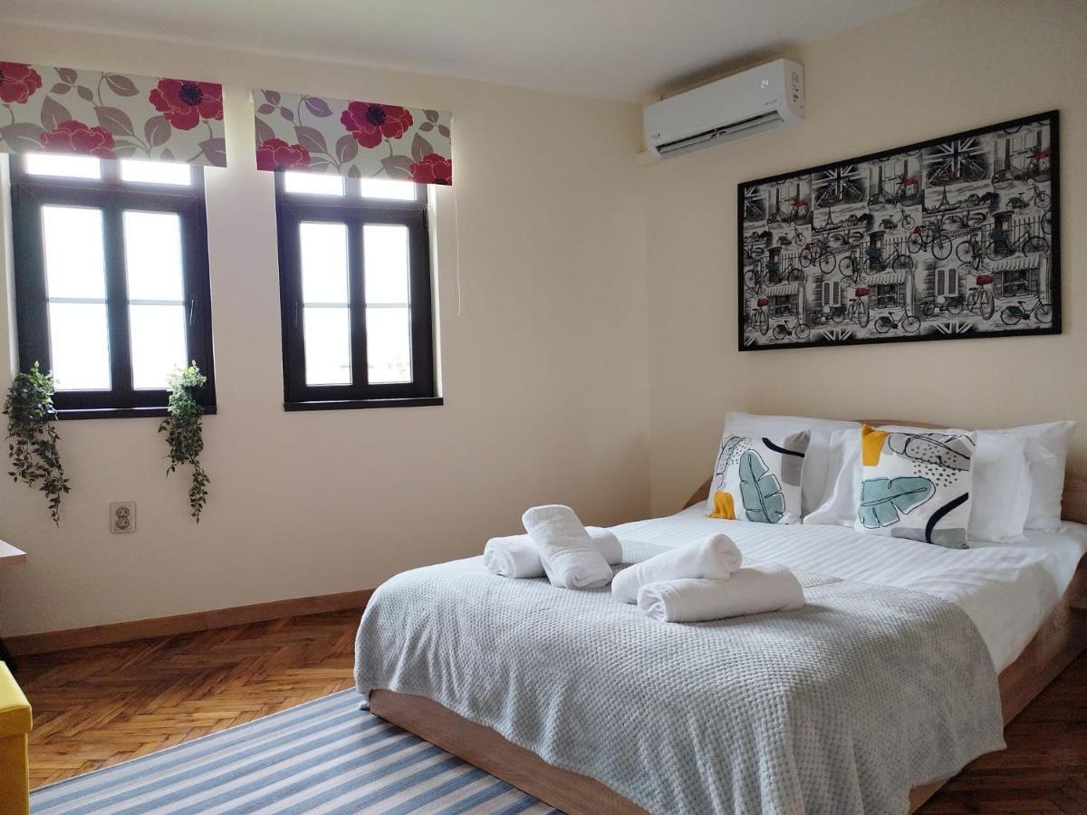 Apartment Zdravets, In The Heart Of The Old City ヴェリコ・タルノヴォ エクステリア 写真